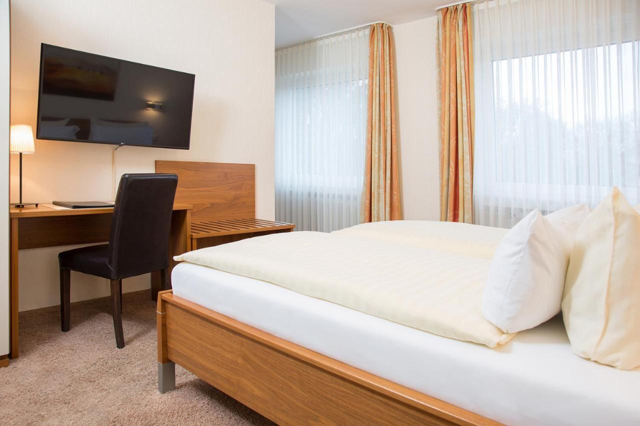 Parkhotel يبستات المظهر الخارجي الصورة